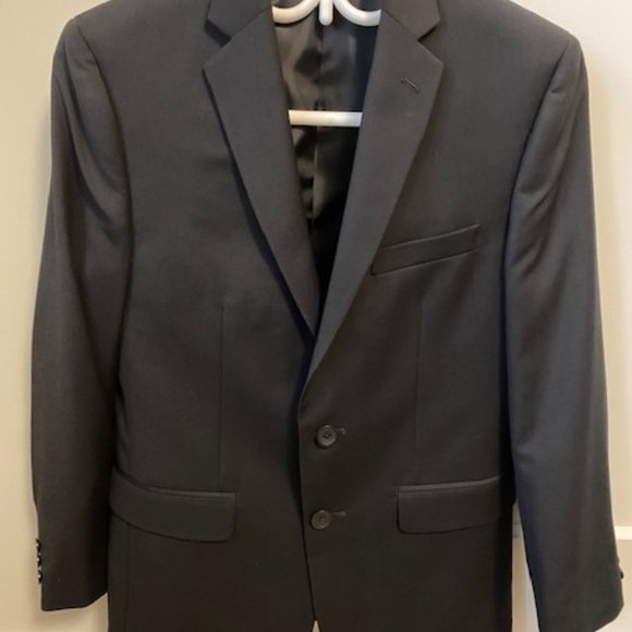 Boy's Black Suit Size 14R, Shirt Size 12R, Tie - Picture 2 of 13